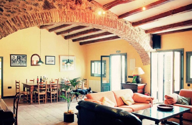 Beautiful heritage house in vineyard