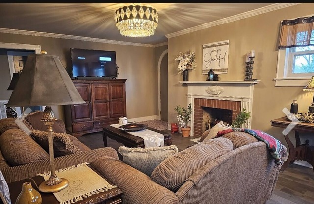 Beautiful, historic home, fully remodeled and furnished. Smoke free