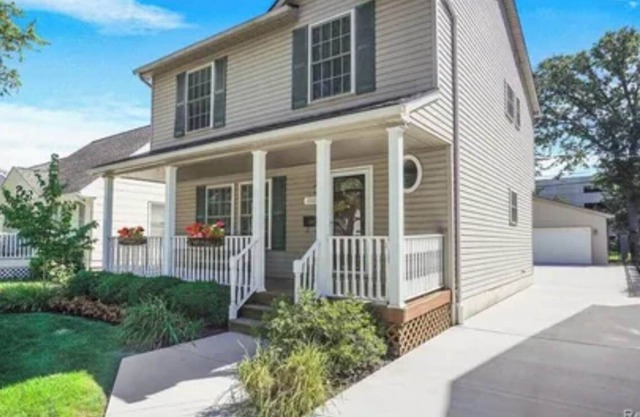Beautiful Home-Away-From-Home