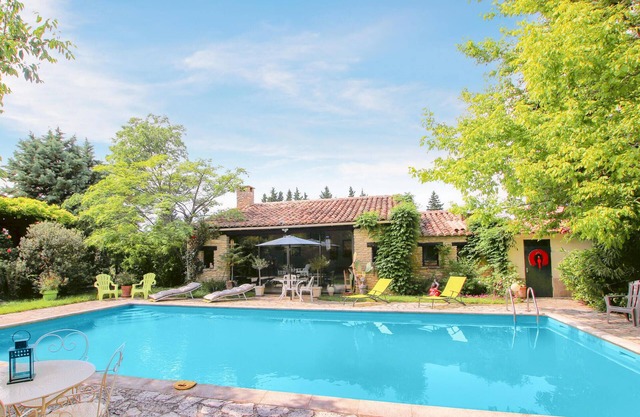 Beautiful home in Carpentras
