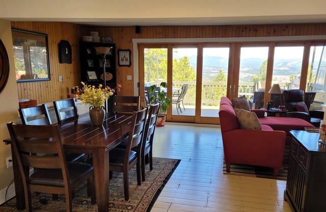 Beautiful Home in Centennial