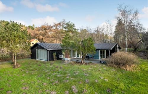 Beautiful Home In Ebeltoft With Sauna