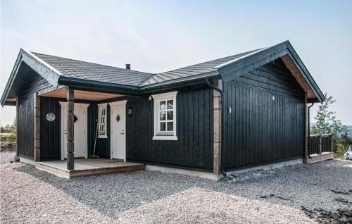Beautiful Home In Engerdal With Kitchen