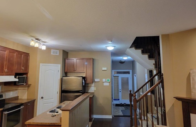 Beautiful home in Findlay creek Ottawa