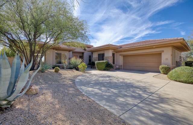 Beautiful Home in gated community of Bellasera. Two Bedroom and a Den.