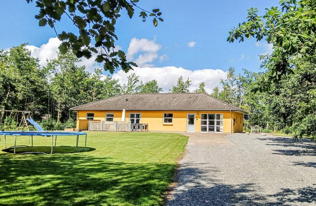 Beautiful home in Højslev with sauna