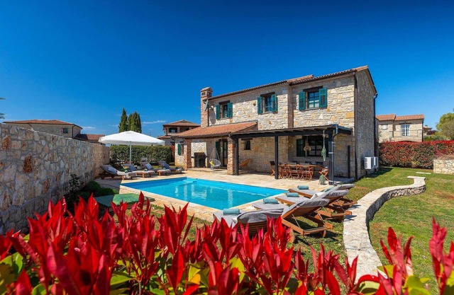 Beautiful home in Porec