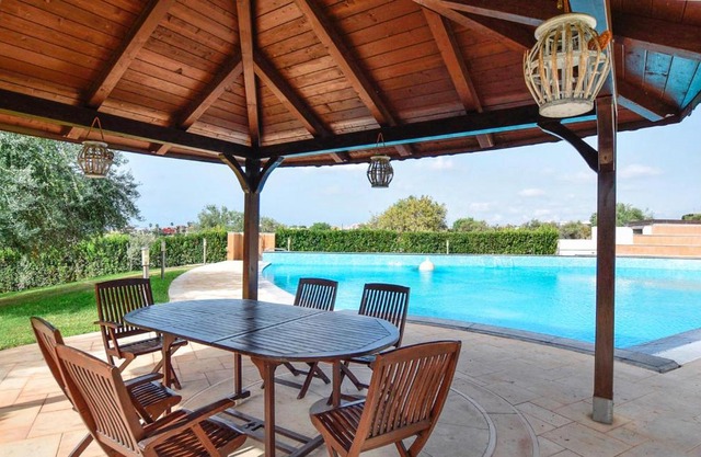Beautiful Home In Pozzallo Rg