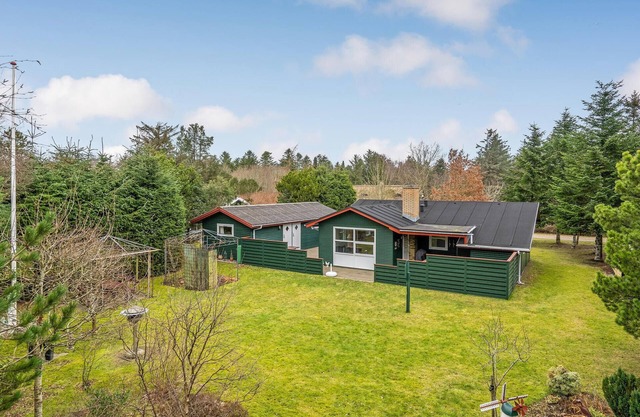 Beautiful home in Saltum with kitchen