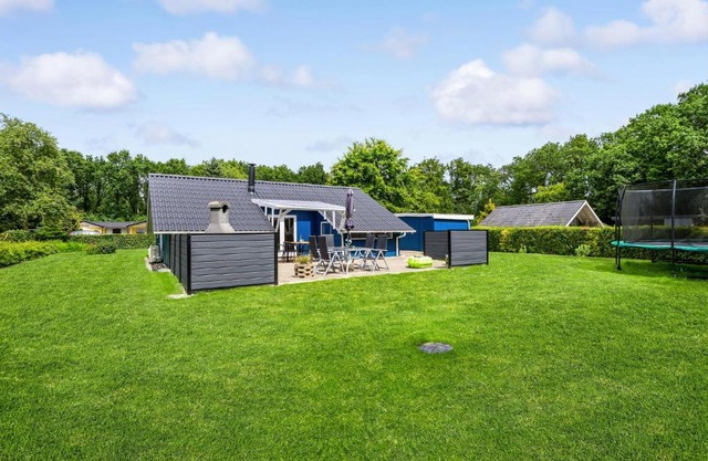Beautiful Home In Toftlund With Wifi