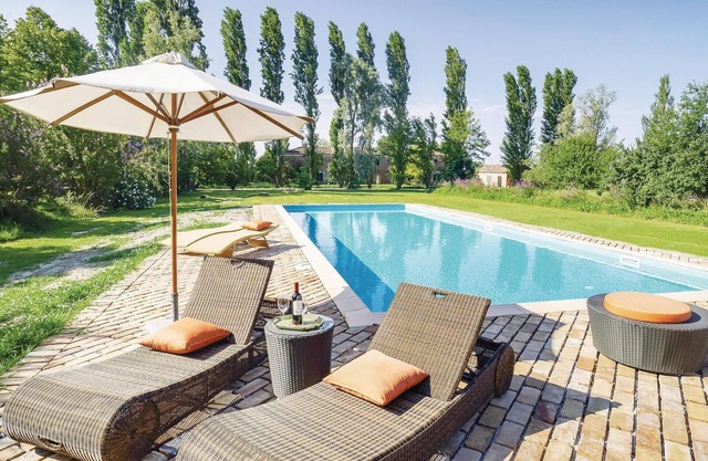 Beautiful home in Taglio di Po RO