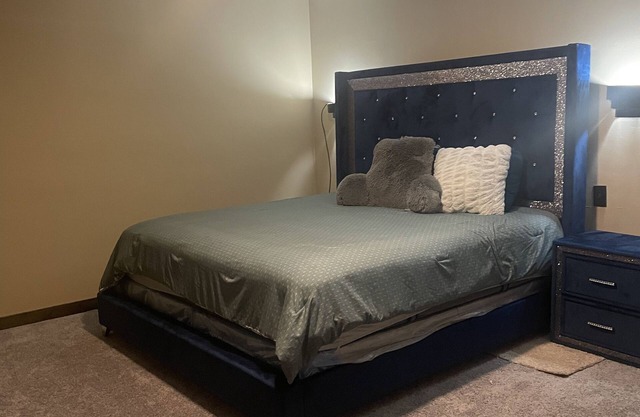 Beautiful home located in Southfield Mi. Quite friendly neighborhood