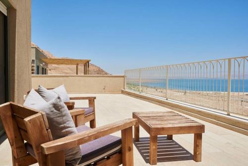 Beautiful home on the dead sea!