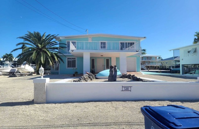Beautiful House 2 X 1 Key Largo Ocean Size Amazing Neighborhood with Dock