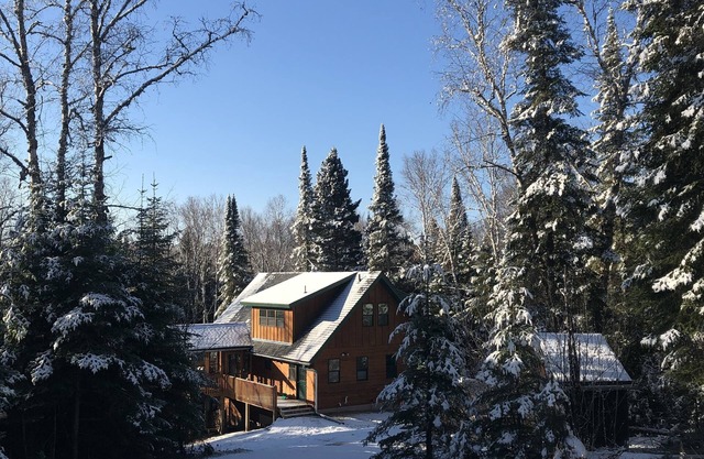Beautiful Lake Cabin on Pike Lake in Lutsen