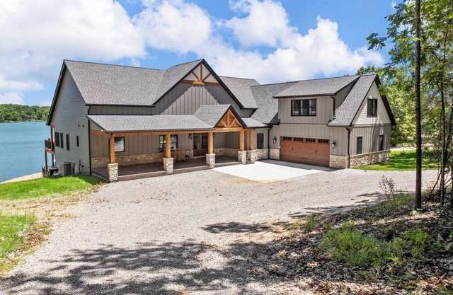Beautiful lakefront home overlooking Lake Alpine, Innsbrook's largest lake!