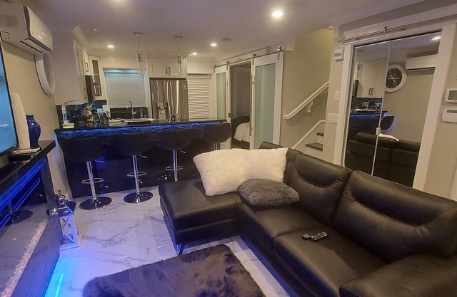 Beautiful Luxurious 3 Bedroom Townhouse