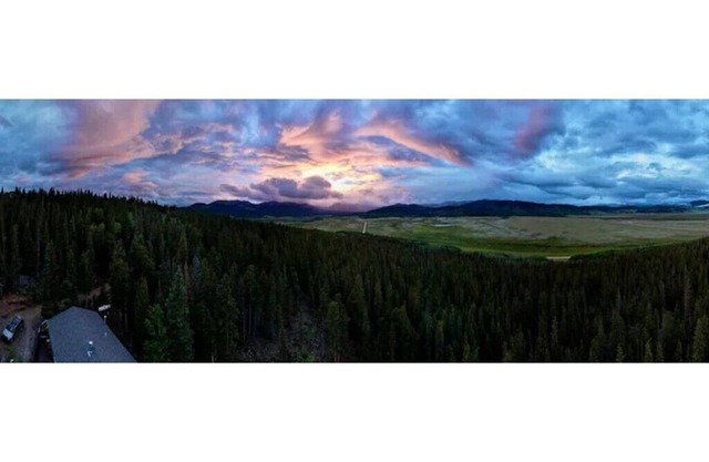 Beautiful mountain home with BREATHTAKING views!