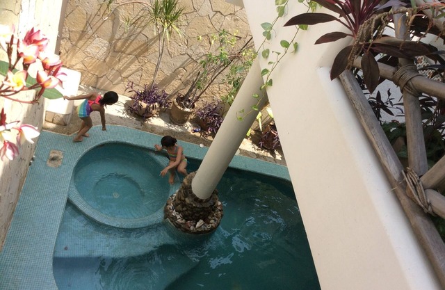 Beautiful Air conditioned One bedroom apartment with spa pool