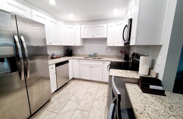 Beautiful New Villa located 30 mins from Tampa