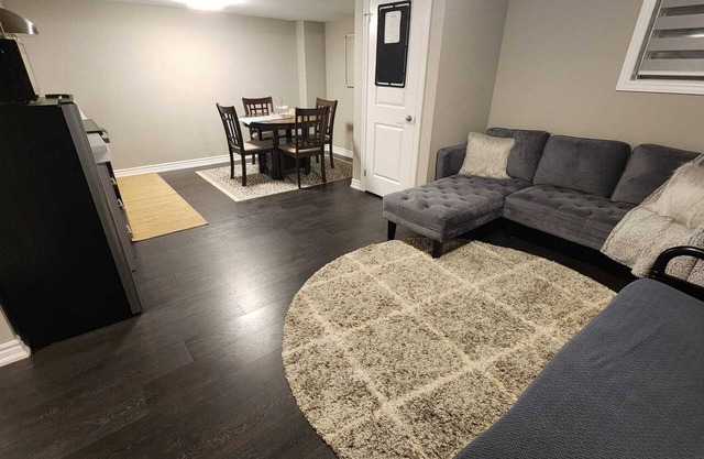 Beautiful newly constructed 1bedroom apartment with seperate entrance