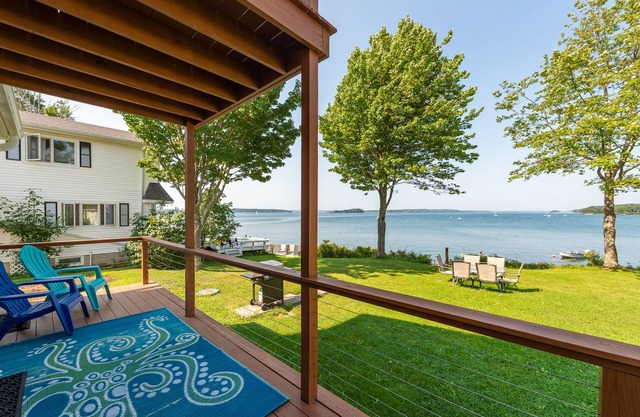 Beautiful ocean views and spectacular sunsets at this modern beachfront home