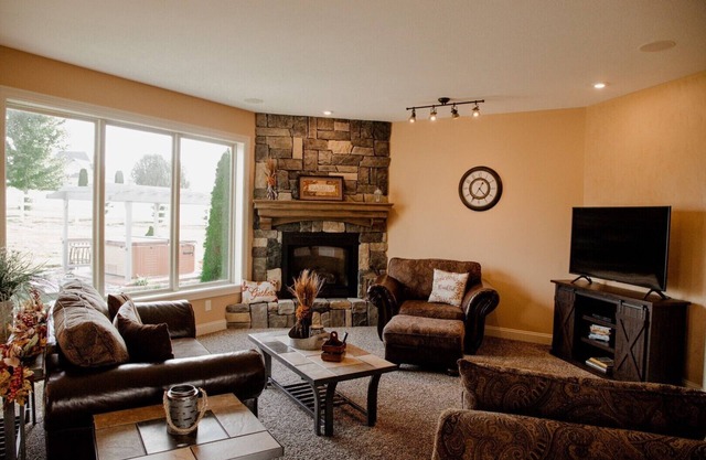 Beautiful Private Getaway on 5 acres, with 6 bedrooms and 4 full bathrooms.