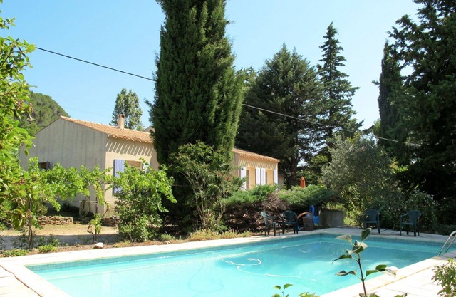 Beautiful private villa for 8 people with private pool, WIFI, TV, terrace and pets allowed