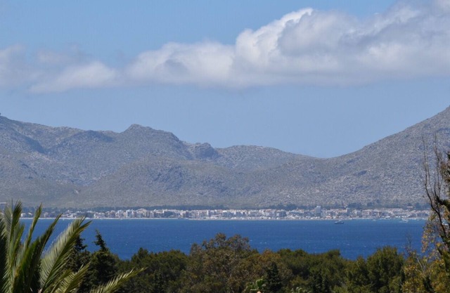 Beautiful, quietly located vacation home in Bon Aire near Alcudia with sea views