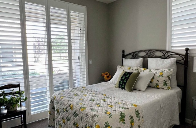 Beautiful Room in Temecula-Perfect Oasis for Traveling Nurses and Doctors