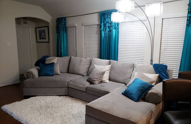 Beautiful Smart Home in Quiet Neighborhood
