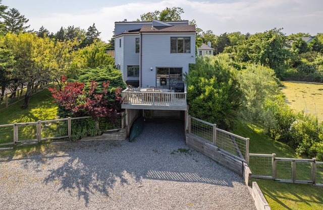 Beautiful Southold Home with a Water View - 3 Bedroom, 2.5 Bath, Sleeps 8