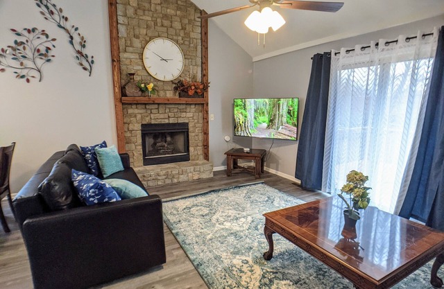 Beautiful | spacious | clean house for families #1