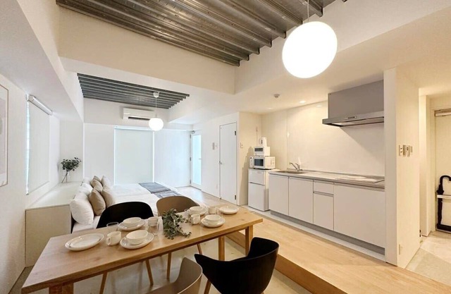 Beautiful Studio Apt City Center for 6 Ppl
