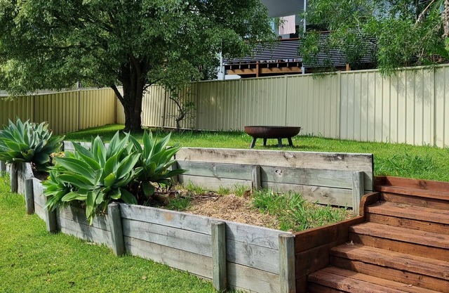 Beautiful Summer House in Smiths Lake - 10 mins from the beach!