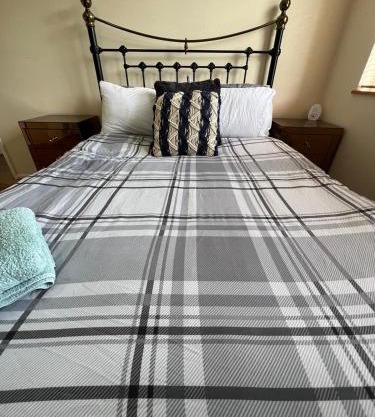 Beautiful very large double bedroom