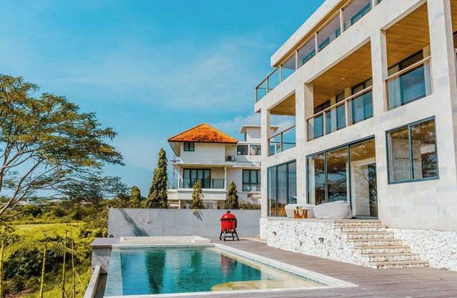 Beautiful view four bedrooms villa near dreamland Beach Uluwatu