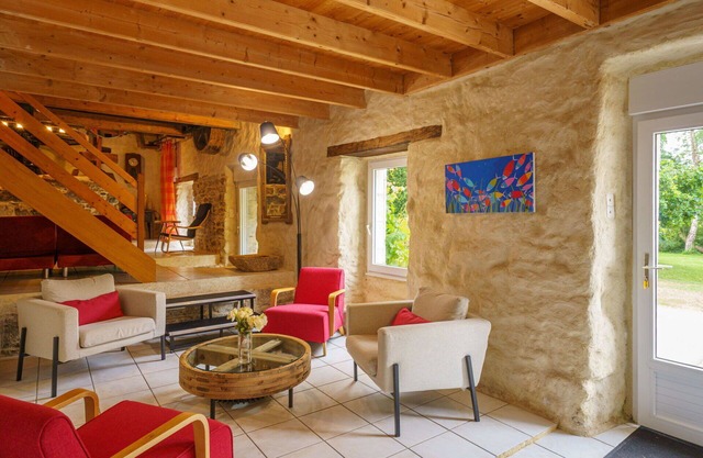 Beautiful villa for 6 people with WIFI, TV, terrace and parking