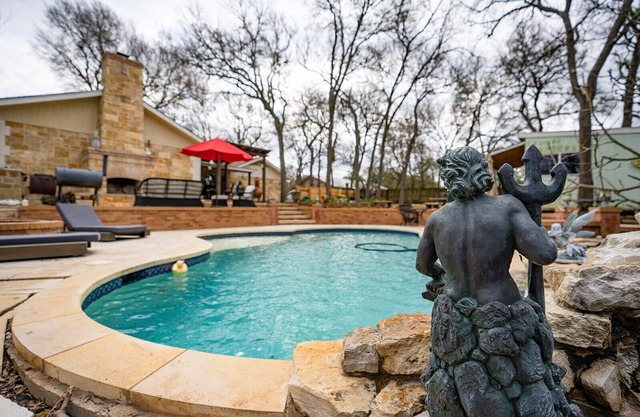 Beautiful villa, great for entertaining or just relaxing with family.