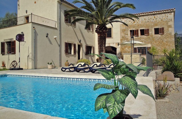 Beautiful Villa in Majorca with pool, wifi and fabulous view to the mountains