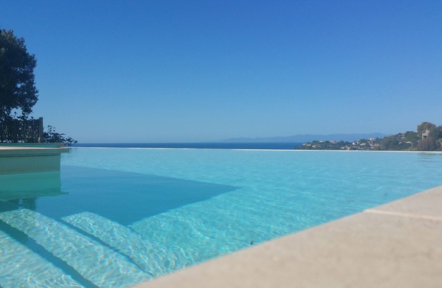 Beautiful Villa in South Sardinia with large infinity pool & wonderful sea views