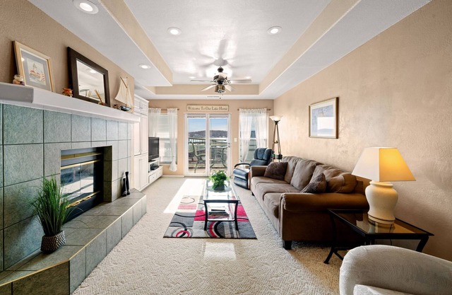 Beautiful waterfront condo with the boat slip! Its five o'clock somewhere.