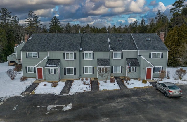 Beautiful Woodstock New Hampshire Condo