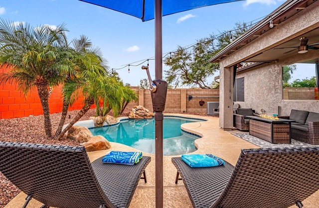 Beautifully furnished Mesa home w/private backyard & heated pool. Come & relax!