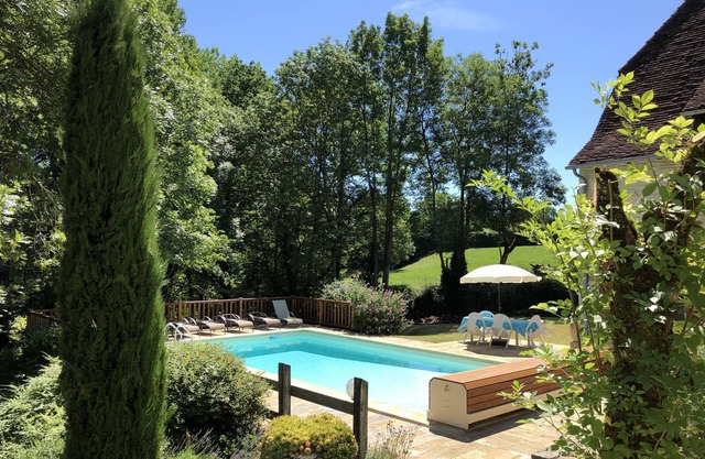 Beautifully renovated barn in a gorgeous environment, garden and swimming pool