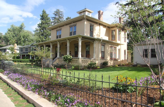 Beautifully restored historic Boulder landmark home - Downtown Boulder