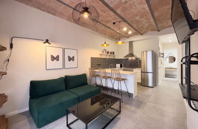 BeBarceloner Sants Apartments - 2 bedrooms