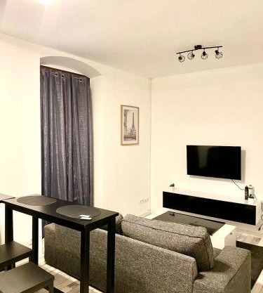 Bel appartement face à la gare