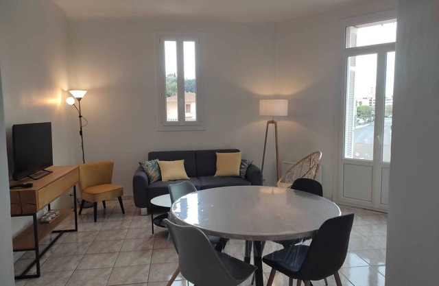 Bel Appartement F3 Moderne Proche Marché et mer