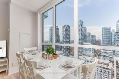 Belarte Suites - Downtown Toronto - CN Tower & Rogers Centre